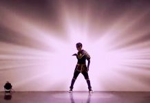 Танец этого парня нельзя сравнить ни с одним другим. Смотрите зрелищное выступление!